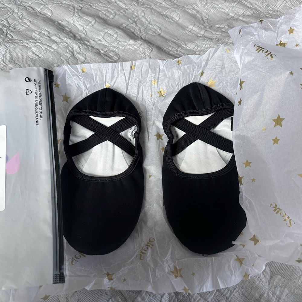 New Unused Women and Girls Black Ballet Shoes